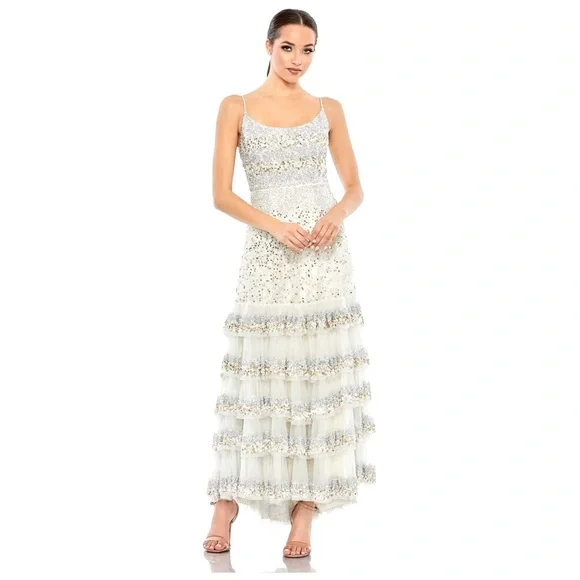 MAC DUGGAL 10883
Iconic Scoop Neckline Floor-length Dress - Picture 2 of 4